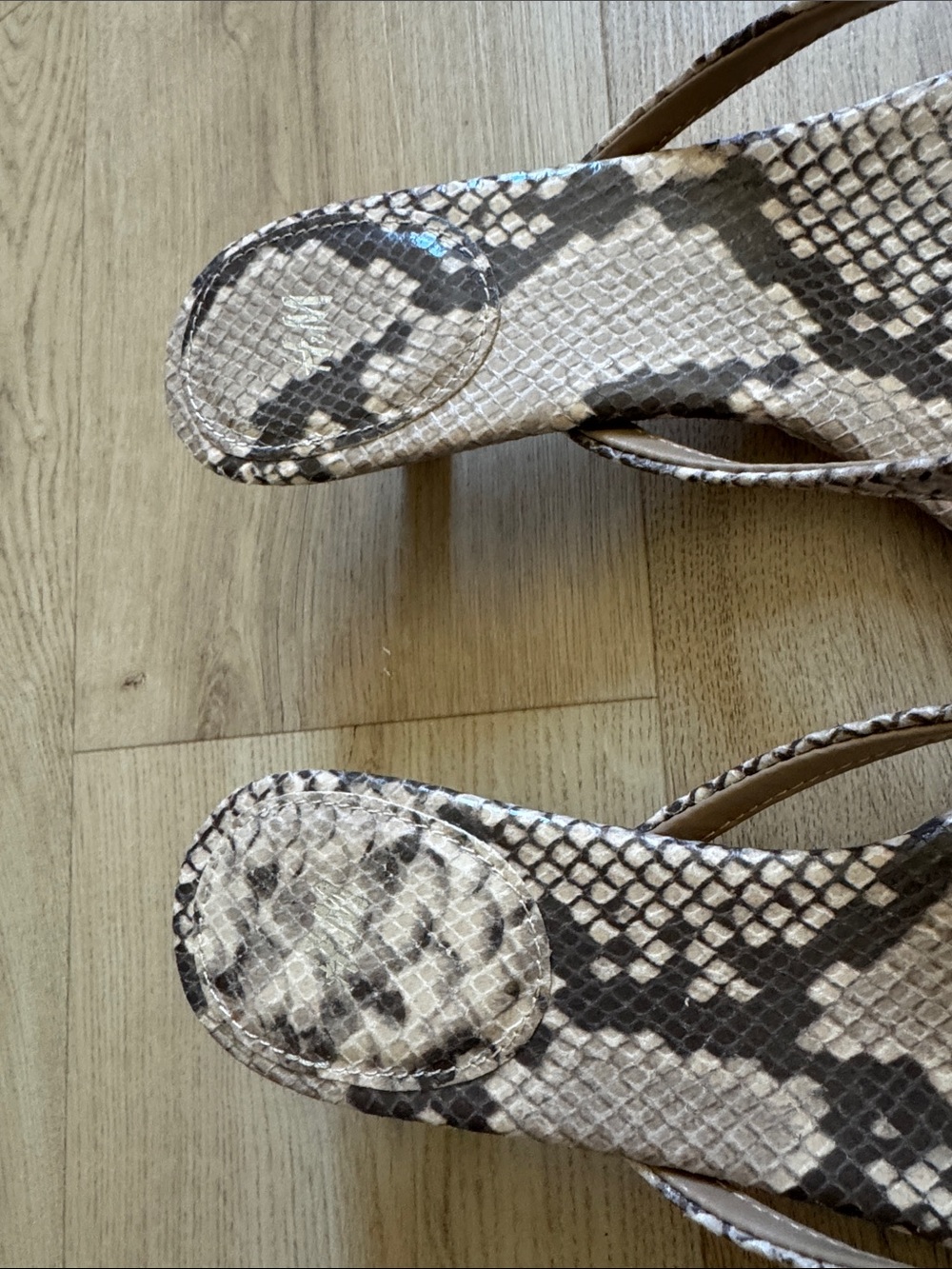 H&M sandals - Picture 3 of 7